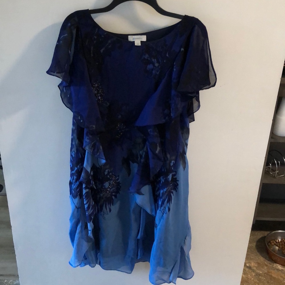 Dark blue to light blue ombré dress